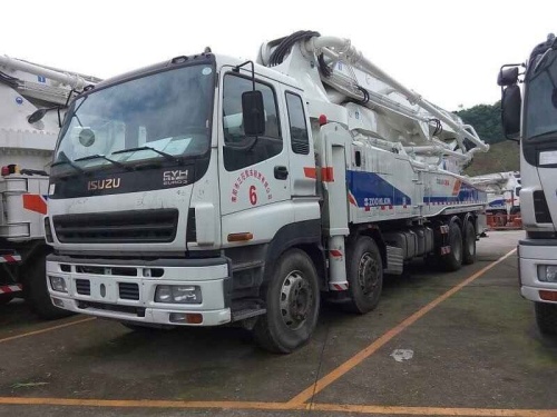 Аренда автобетононасоса Isuzu - 13 м